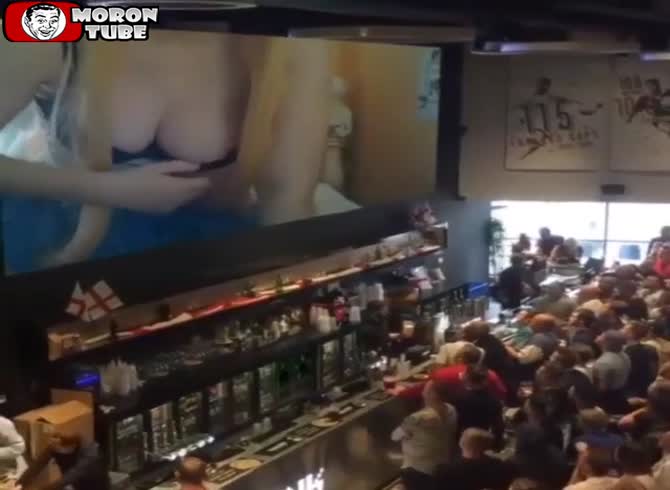 Video :The impact that breasts can have on a group of men is incredible!